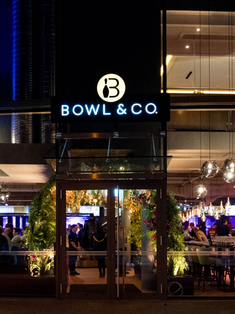Eingang des Bowling-Center © C. Schuster
